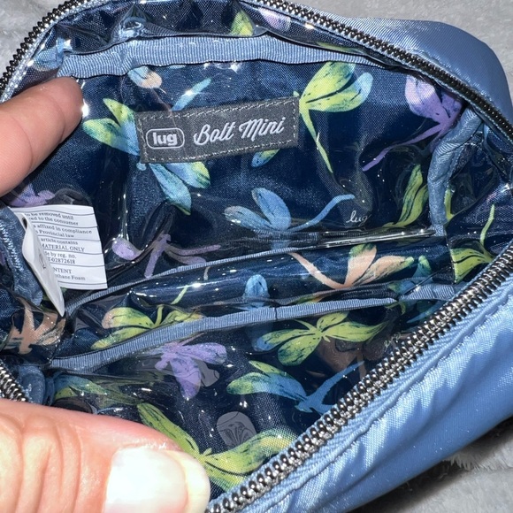 Lug bolt mini cosmetics case - Picture 3 of 5